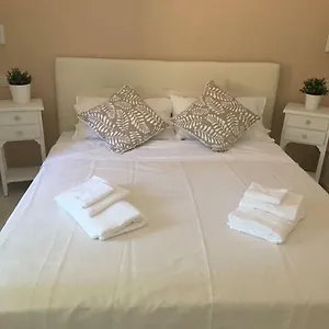 Queen Chic Appartamento La Spezia